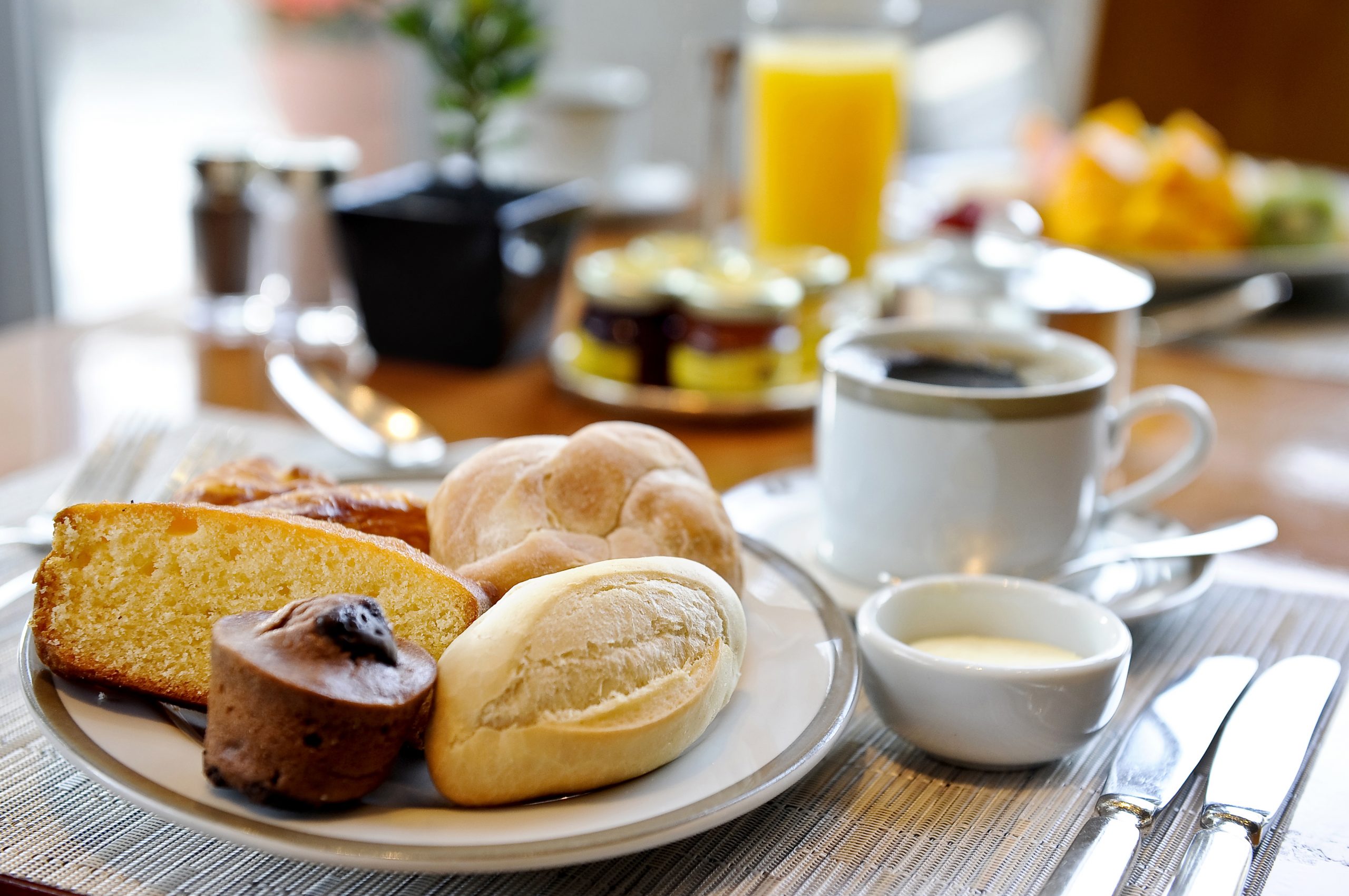 Como agilizar o café da manhã em família e viver bem e feliz