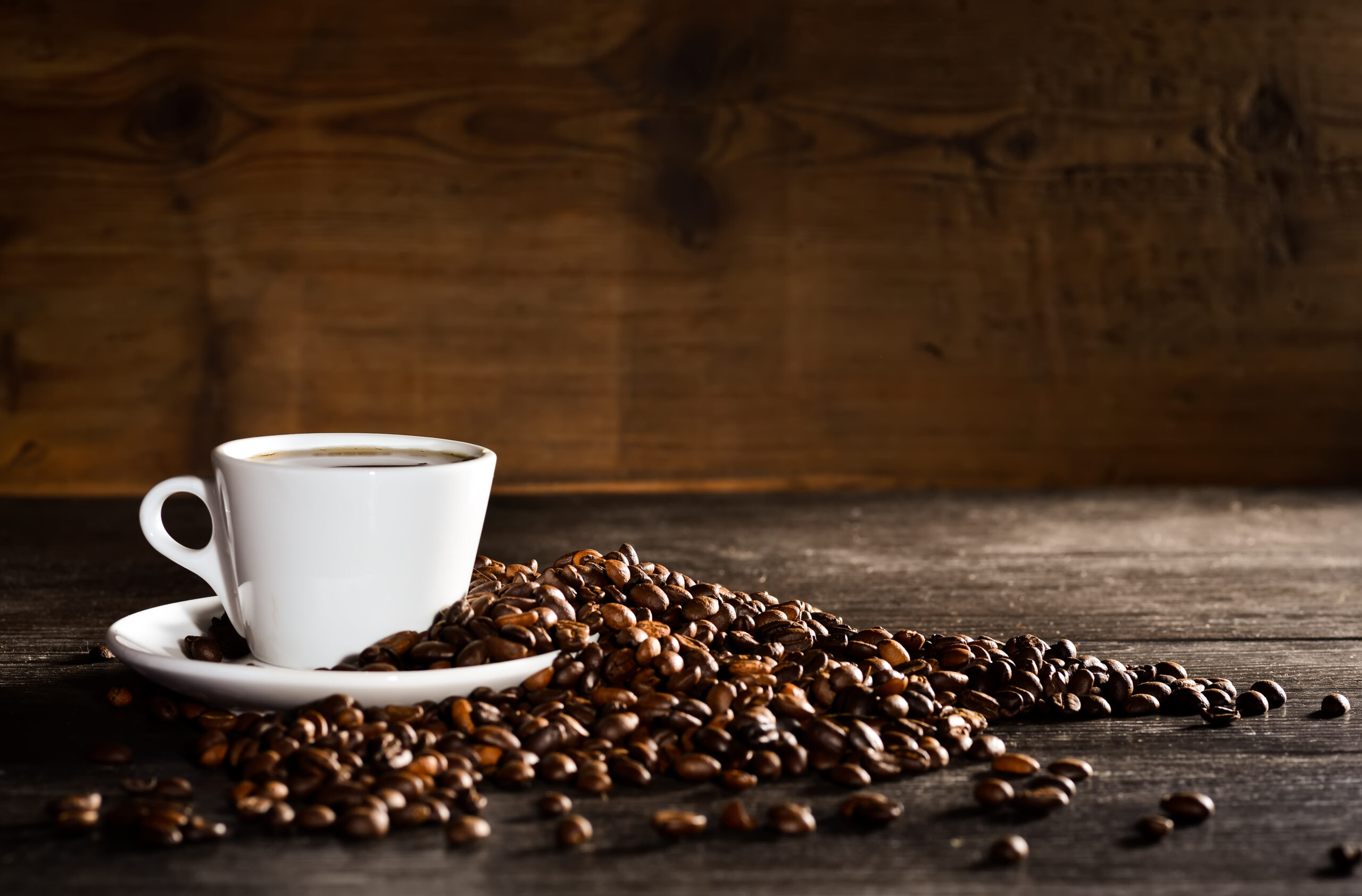 Aprenda a torrar o café em casa sem complicação