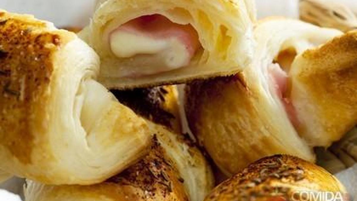 Croissant fácil fácil de fazer com presunto e mussarela